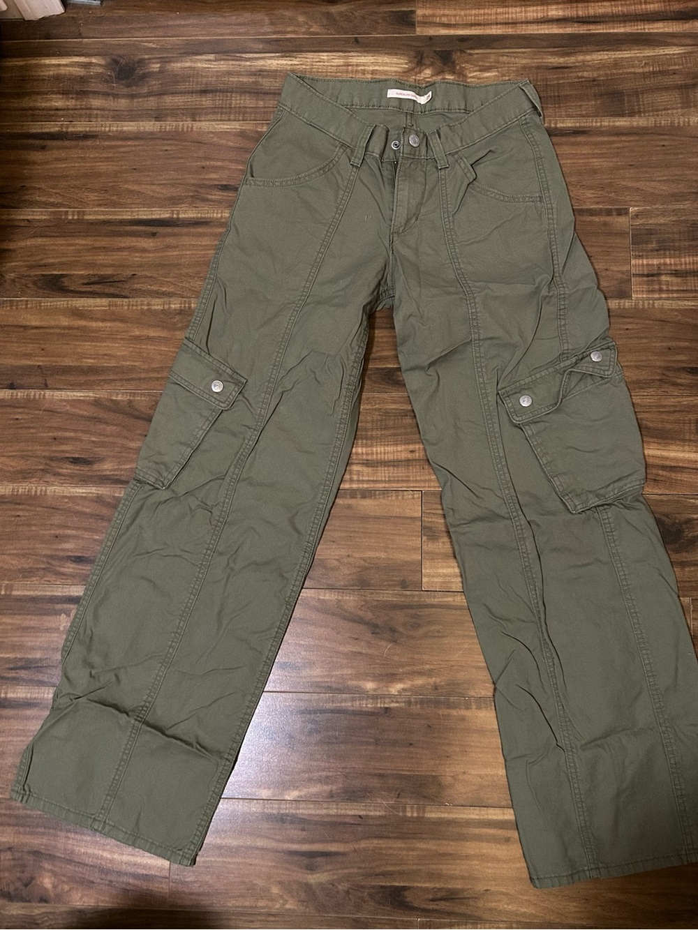 Levi’s Super Low Cargo Pants